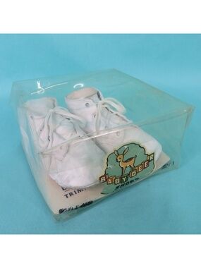 Vintage Baby Deer Infant Shoes in Original Box White Leather Creeper Baby Shoes